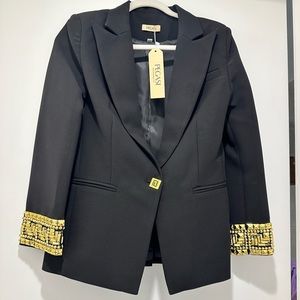 New ! Black single breasted blazer gold embroidery on the sleeves, gold button